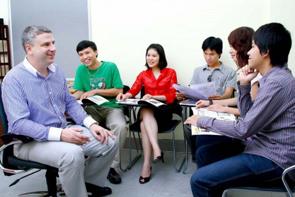 Tăng cường hợp tác đào tạo tiếng Anh tại Việt Nam